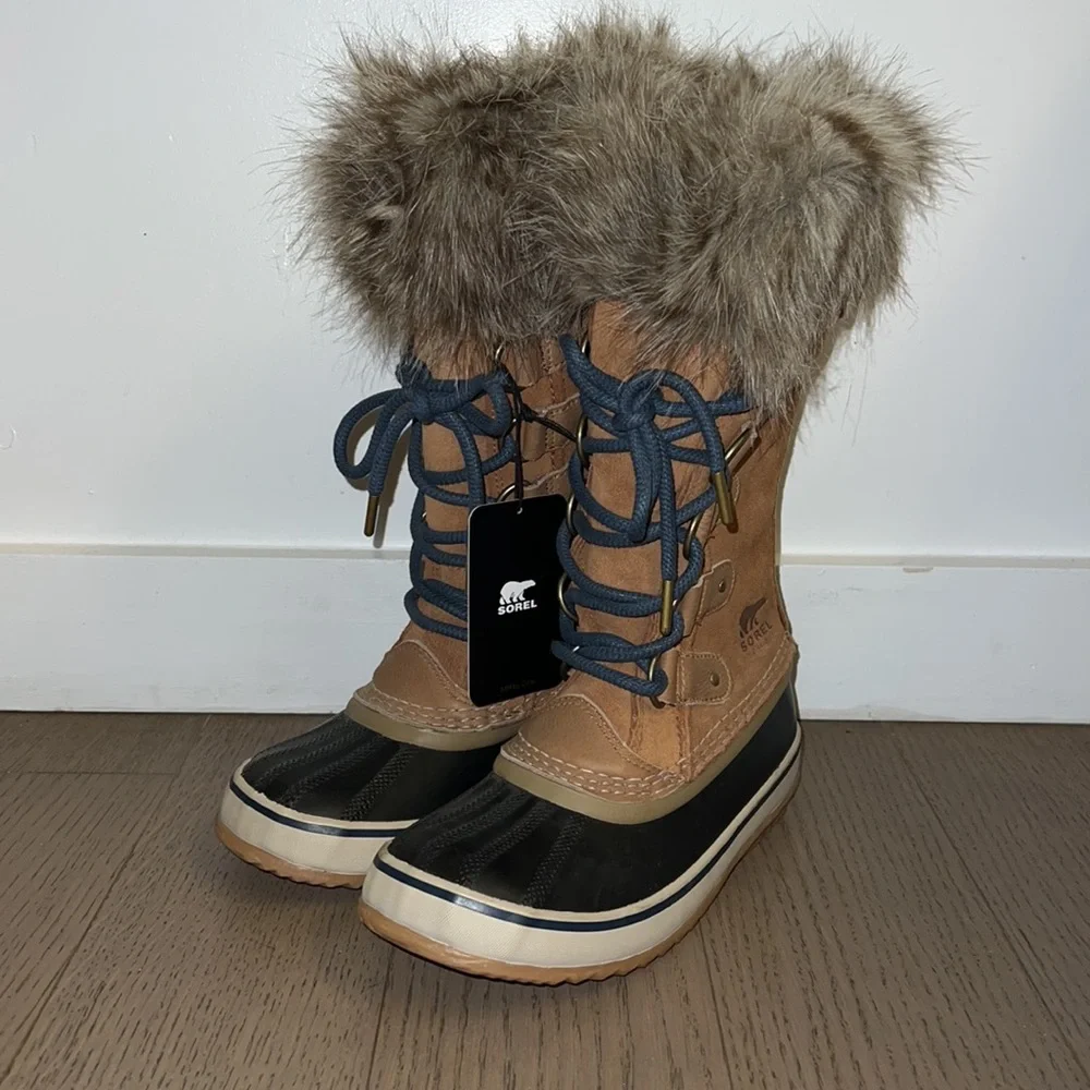 Sorel Joan of Arctic Boots - Picture 3 of 5
